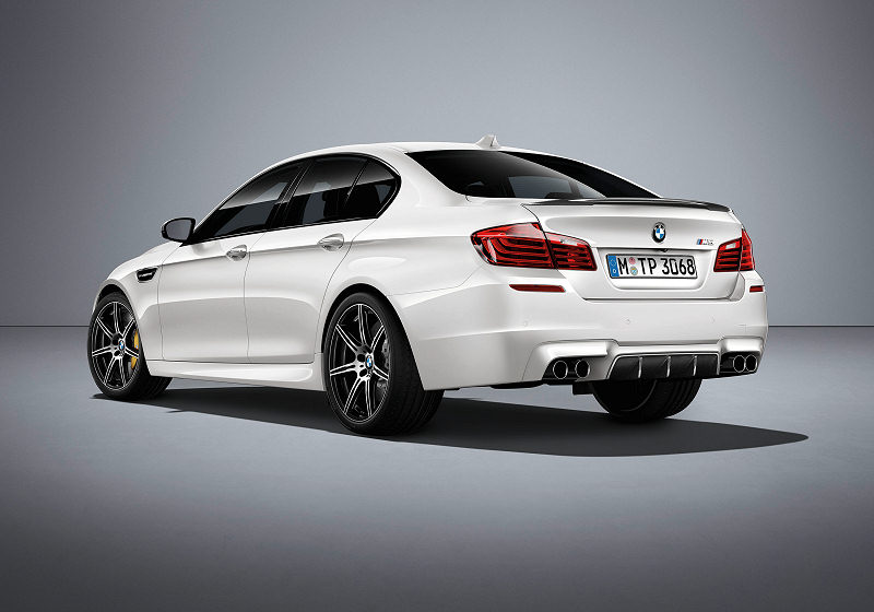 BMW M5 Competition 01