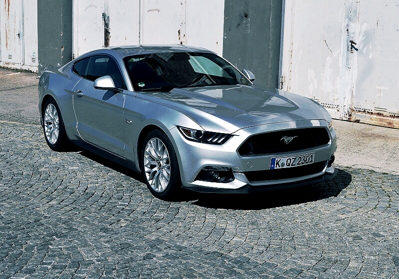 ford-mustang-gt-04