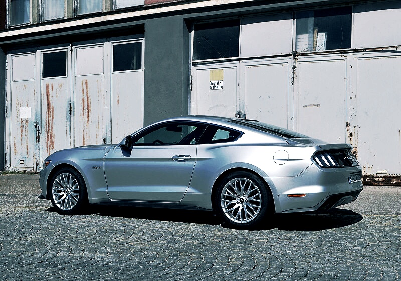 ford-mustang-gt-15
