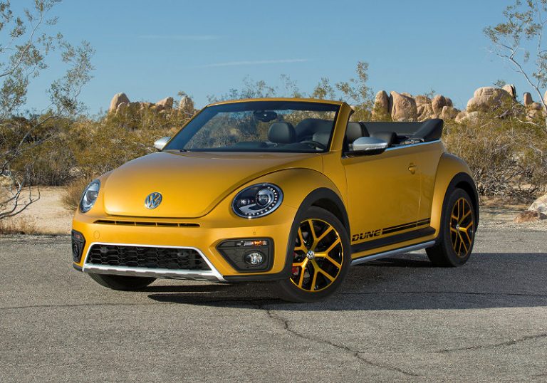 Summer feeling im VW Beetle Dune Cabriolet.