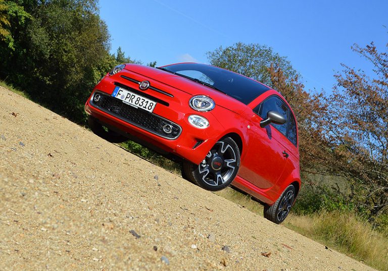 Der Fiat 500S im Sportdress.