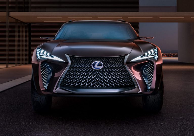 UPDATE: SUV-Studie Lexus UX auf dem Pariser Autosalon