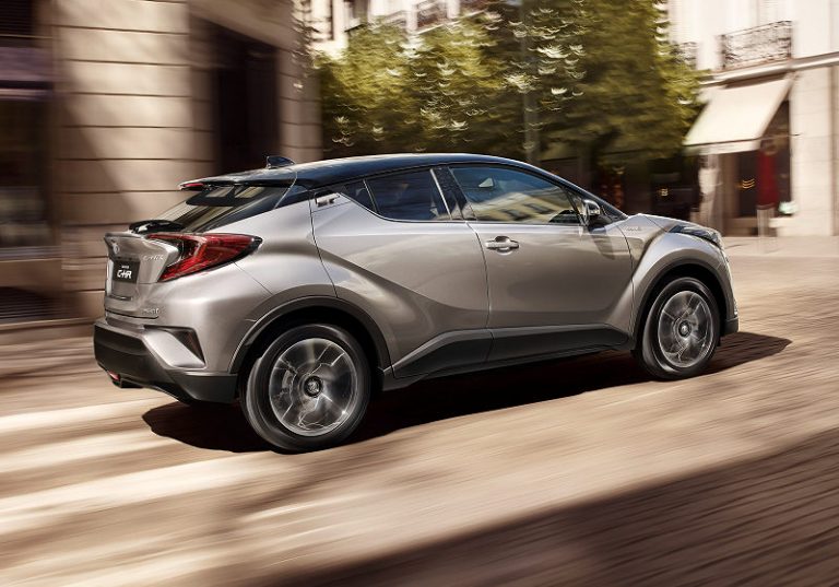 Crossover-Hybrid Toyota C-HR