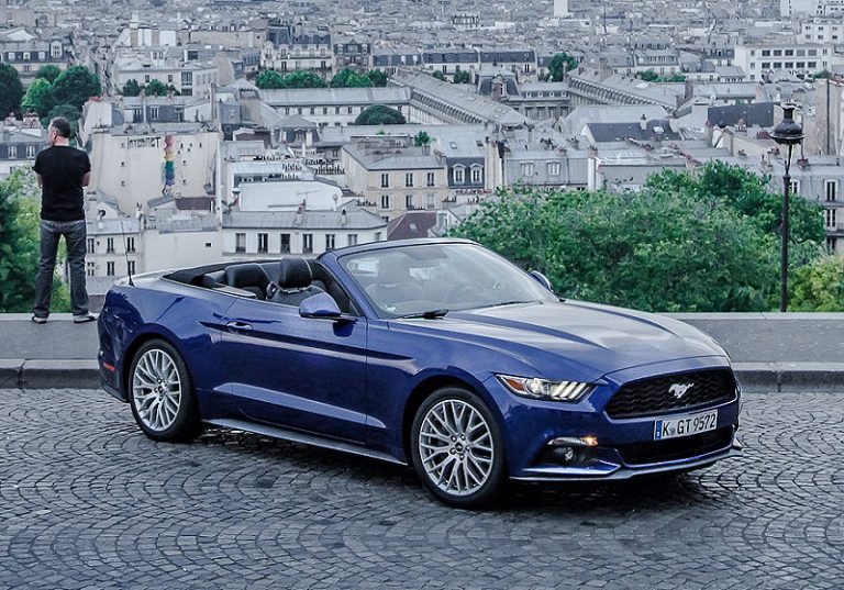 Interaktives 360°-Video: Mit dem Ford Mustang GT durch Paris