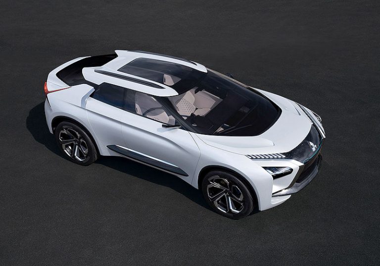 MITSUBISHI mit einer Doppelpremiere in Genf