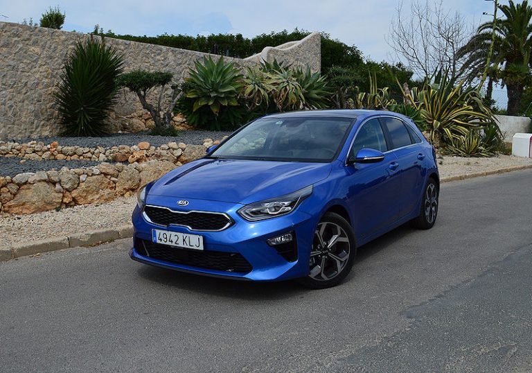 Kia cee´d adé! Hallo Kia Ceed!