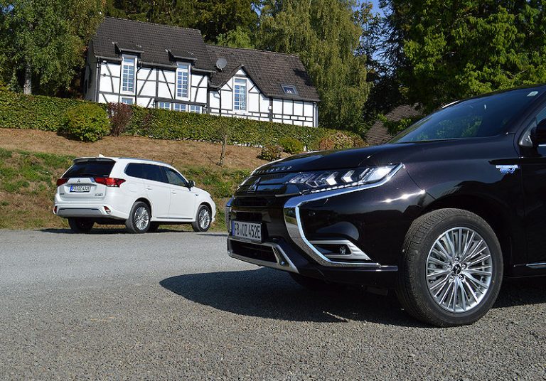 Mitsubishi Outlander Plug-in Hybrid MY2019