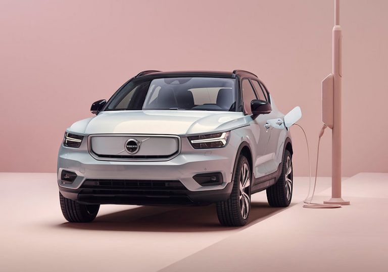 Vollelektrischer Volvo XC40 Recharge P8 AWD