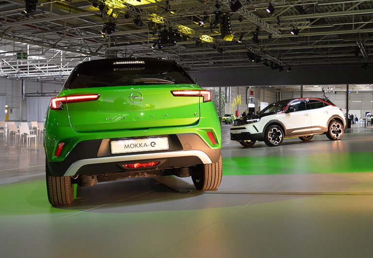 Sitzprobe im neuen Opel Mokka & Mokka-e