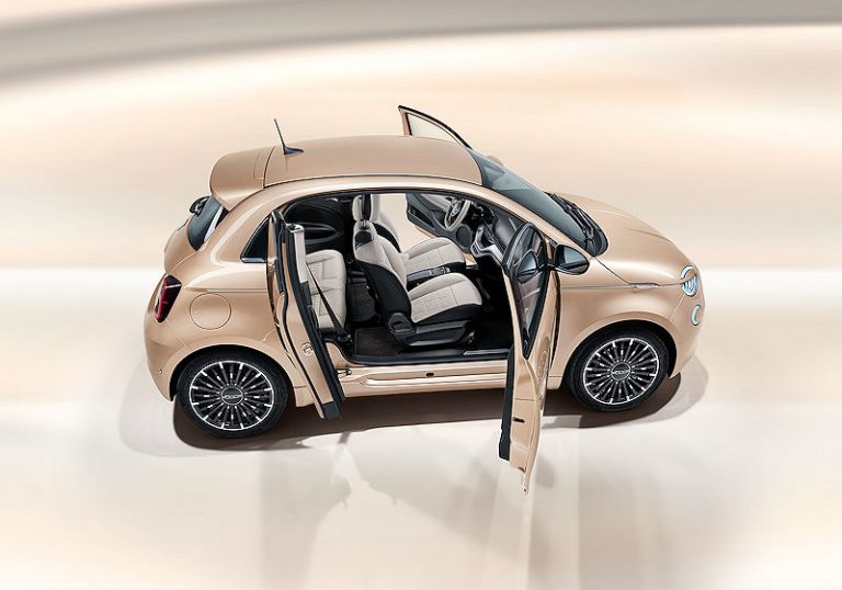 Weltpremiere des Fiat 500 3+1