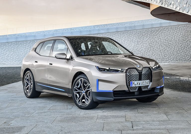 Erster Ausblick: BMW iX