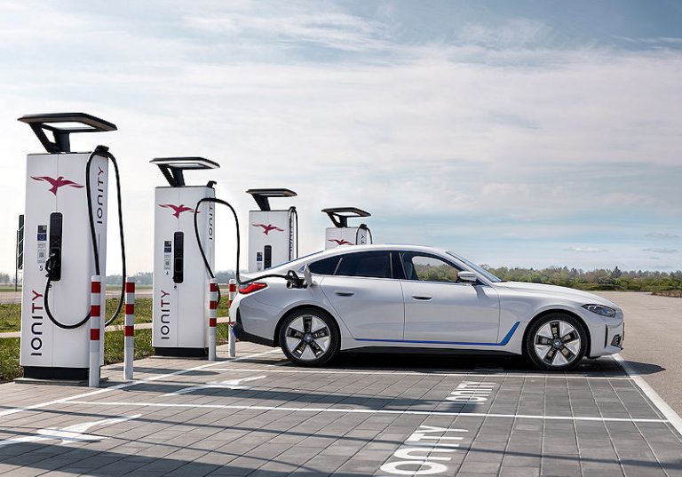 Neu: BMW i4
