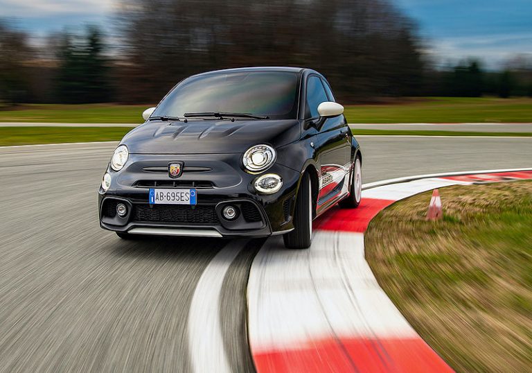 Der neue Abarth 695 Esseesse