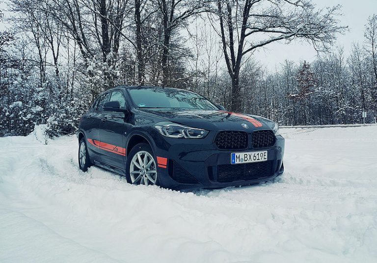 BMW X2 Plug-in-Hybrid im Test