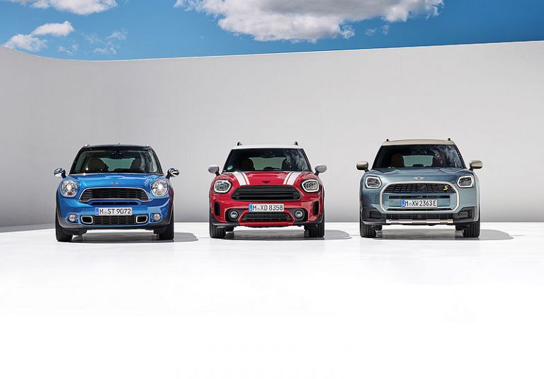 Neue MINI Familie auf der IAA Mobility