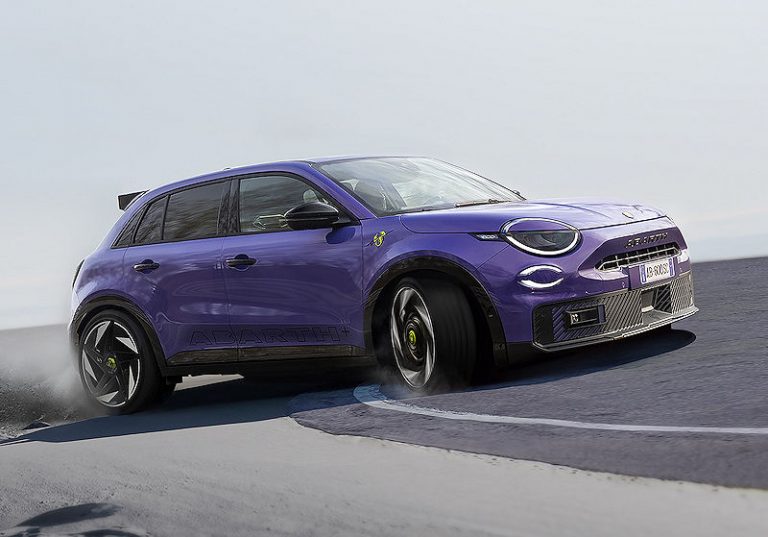 Erstes Foto: Abarth 600e