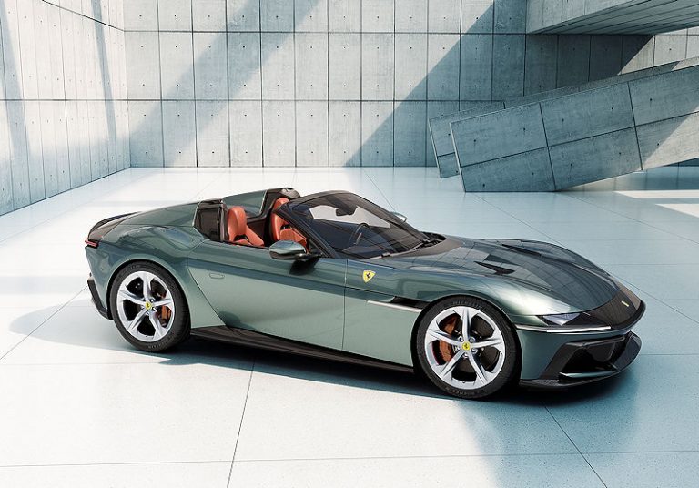 FERRARI 12CILINDRI SPIDER