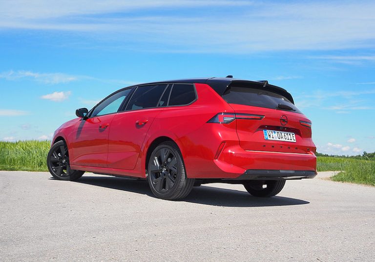 Opel Astra Sports Tourer Electric GS