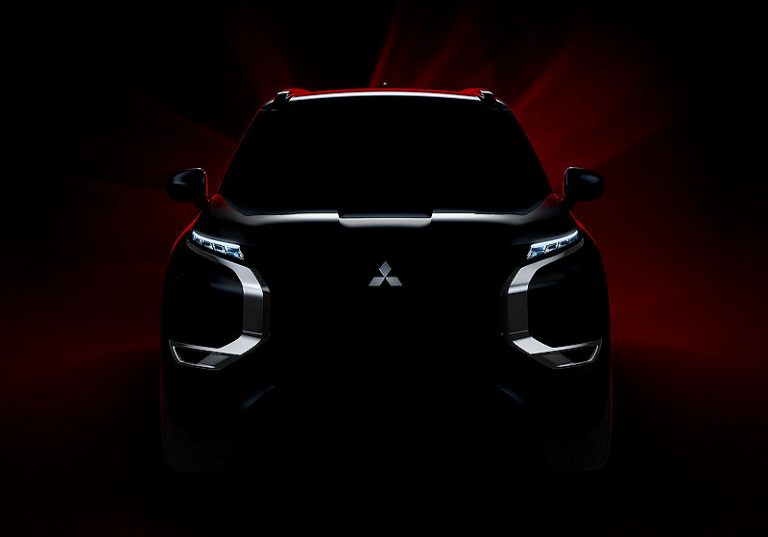 Teaser: Mitsubishi Outlander Plug-in Hybrid