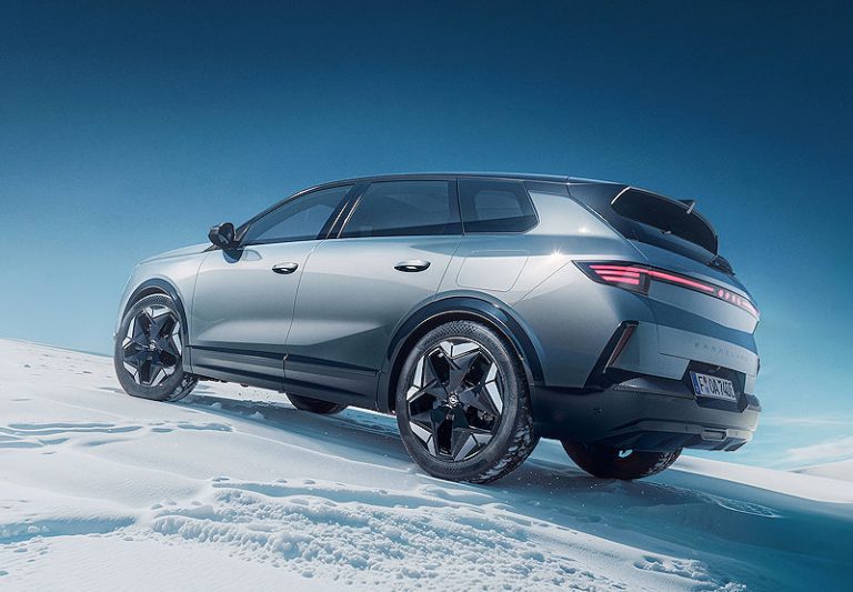 Opel Grandland Electric AWD