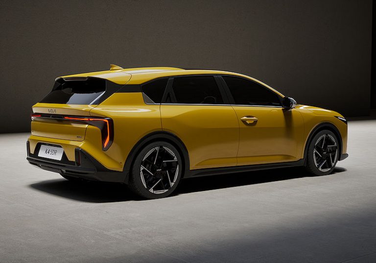 PREIS-UPDATE: Neuer Kompaktwagen Kia K4