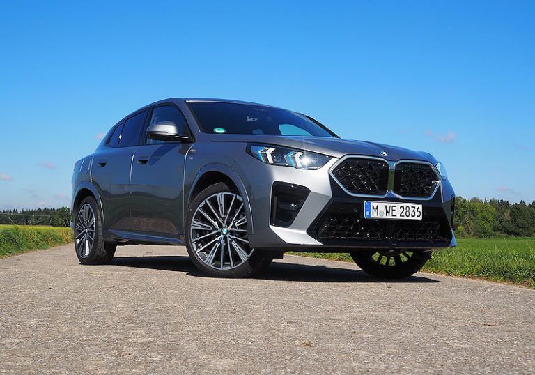 Wie fährt sich der BMW X2 sDrive 18d?
