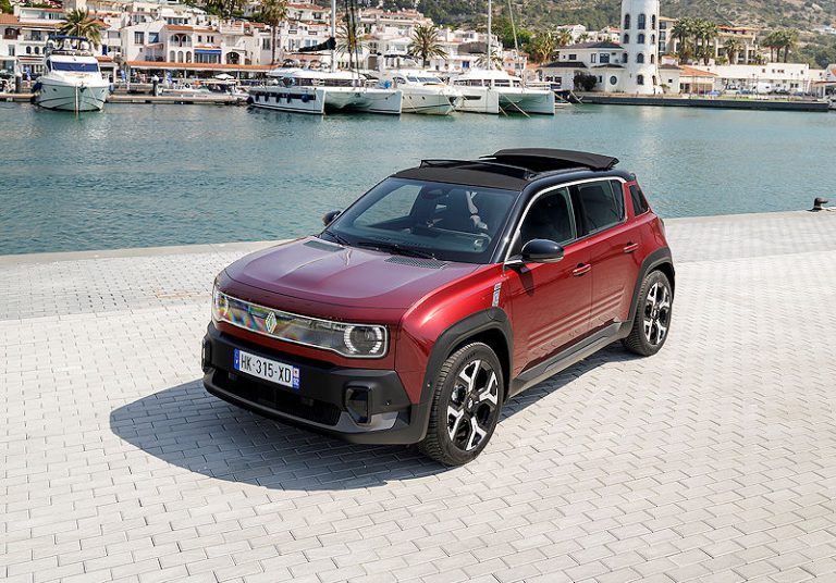 Renault 4 E-Tech Plein Sud bringt Open-Air-Feeling zurück